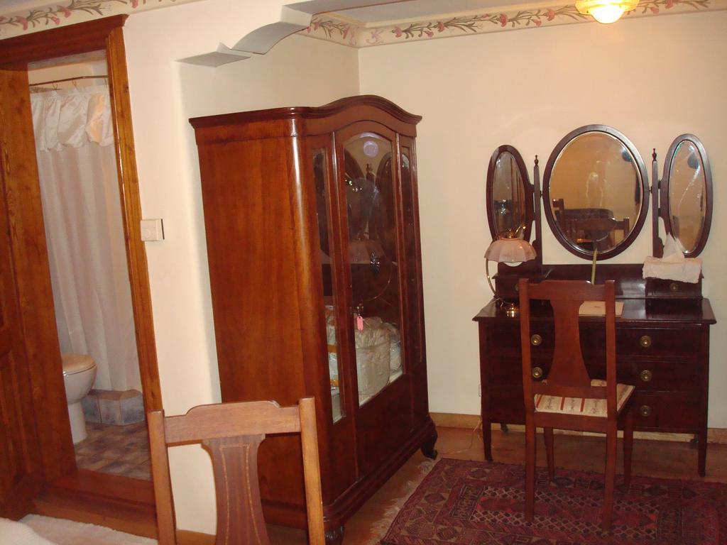 Oikia Alexandrou Traditional Inn Arnaía Dış mekan fotoğraf
